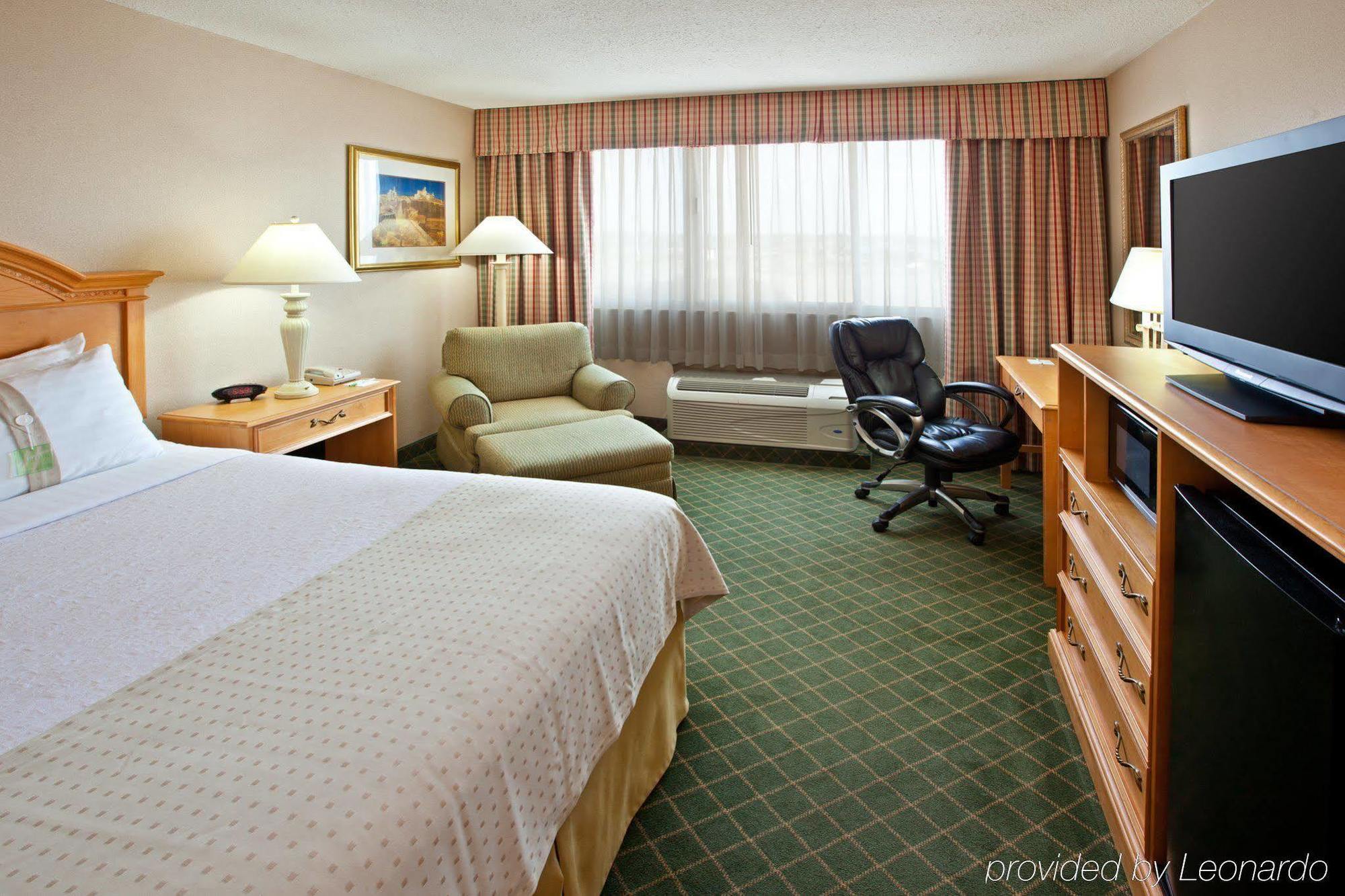 Holiday Inn - Terre Haute, An Ihg Hotel Exterior photo